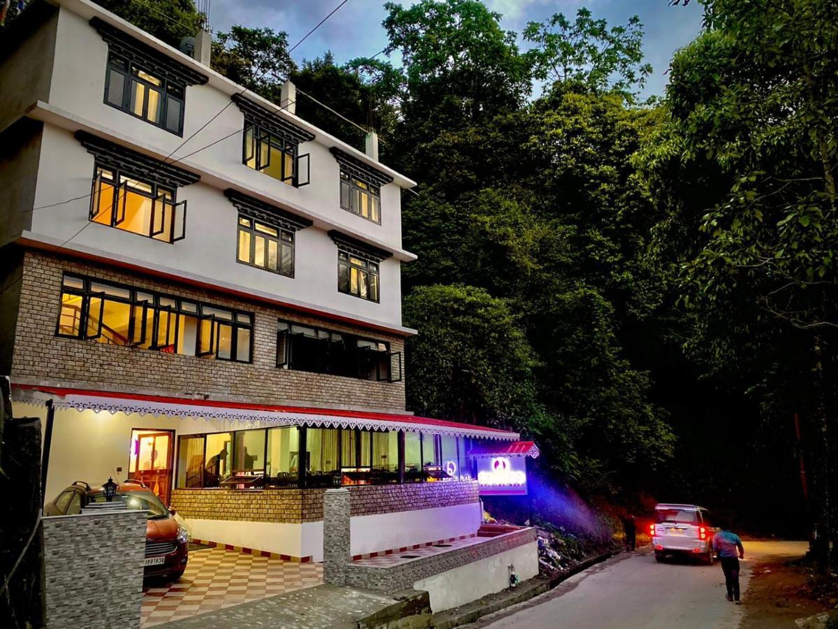 Daksha Pelling Nest Hotell Exteriör bild